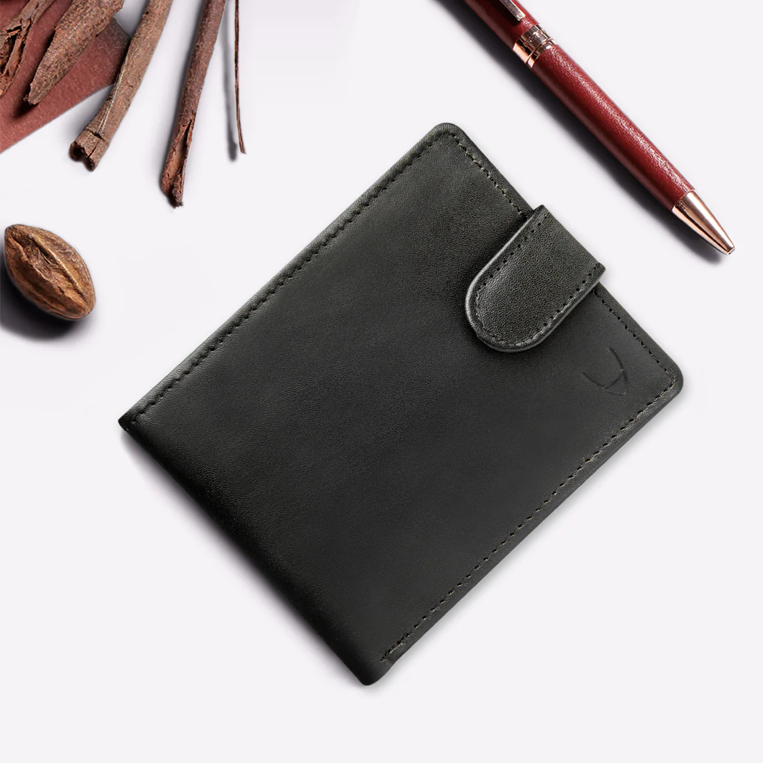 38 Black Leather Bi-Fold Wallet - Image 2