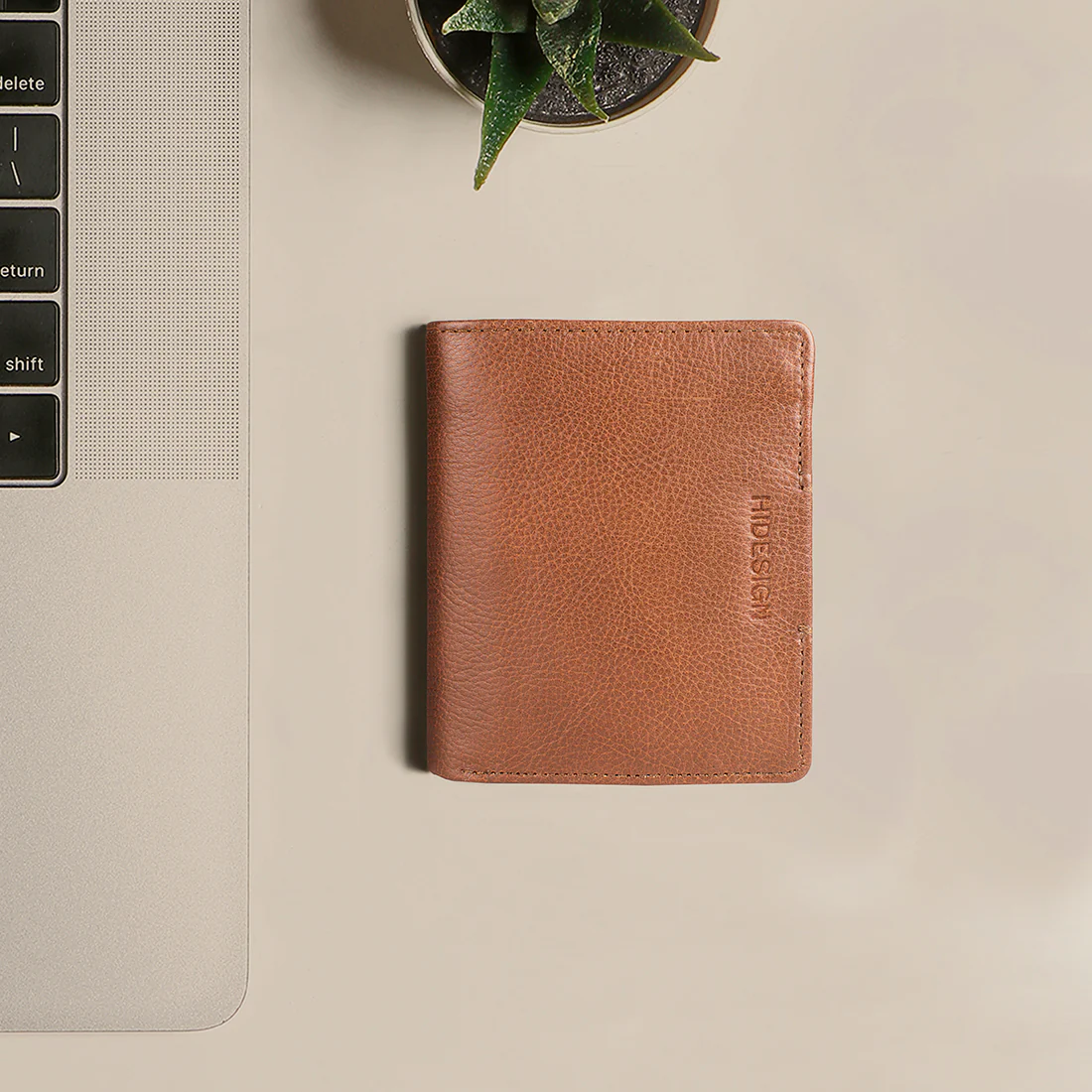 291-144B Tan Leather Bi-Fold Wallet - Image 2