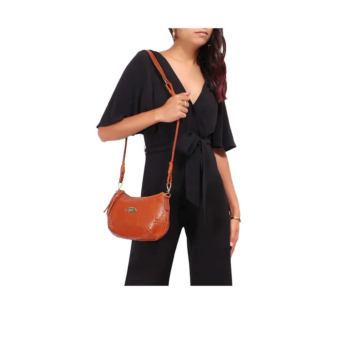 Acacia 01 Tan Leather Sling Bag