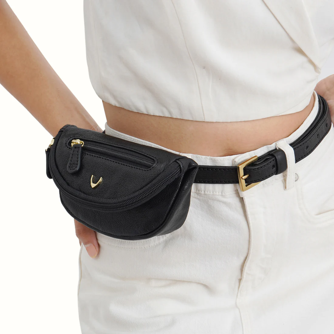 Akasaka 05 Black Leather Belt Bag - Image 2