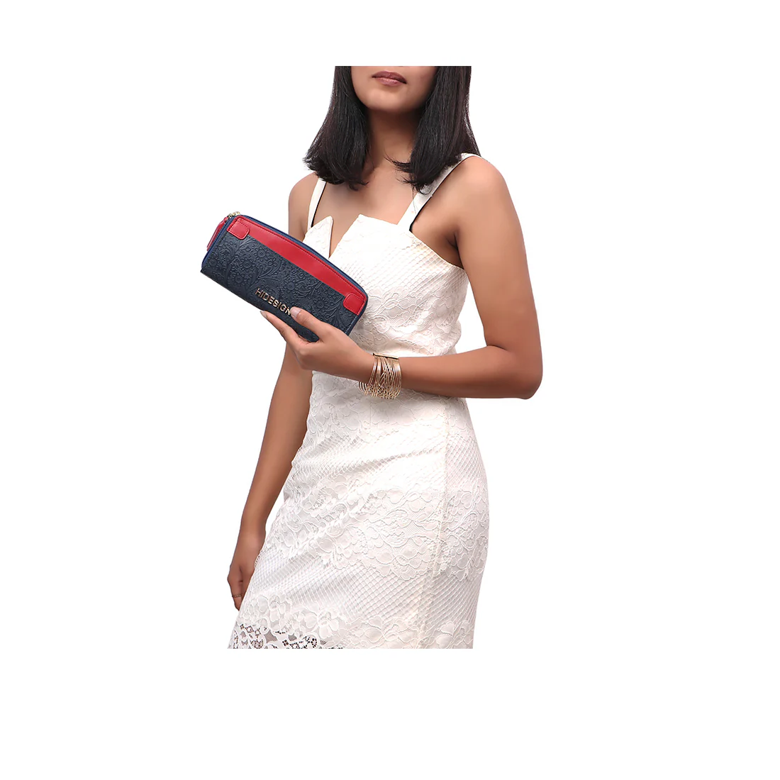 Camila Sb W1 Blue Leather Zip Around Wallet
