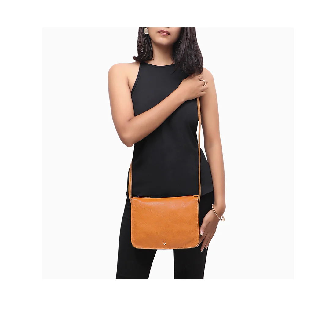 Carmel 01 Tan Leather Sling Bag - Image 2