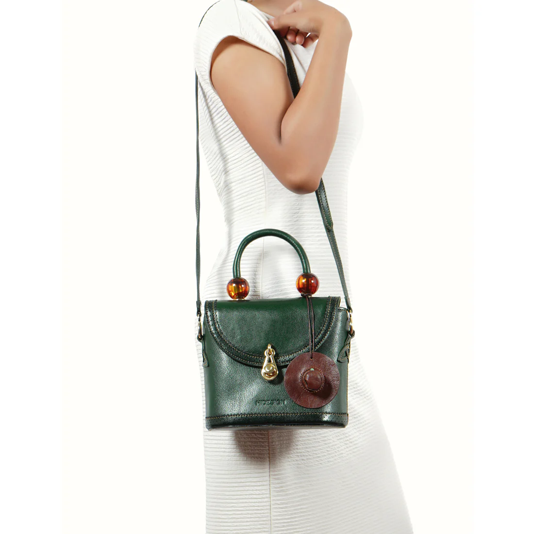 Churro 01 Green Leather Sling Bag - Image 2
