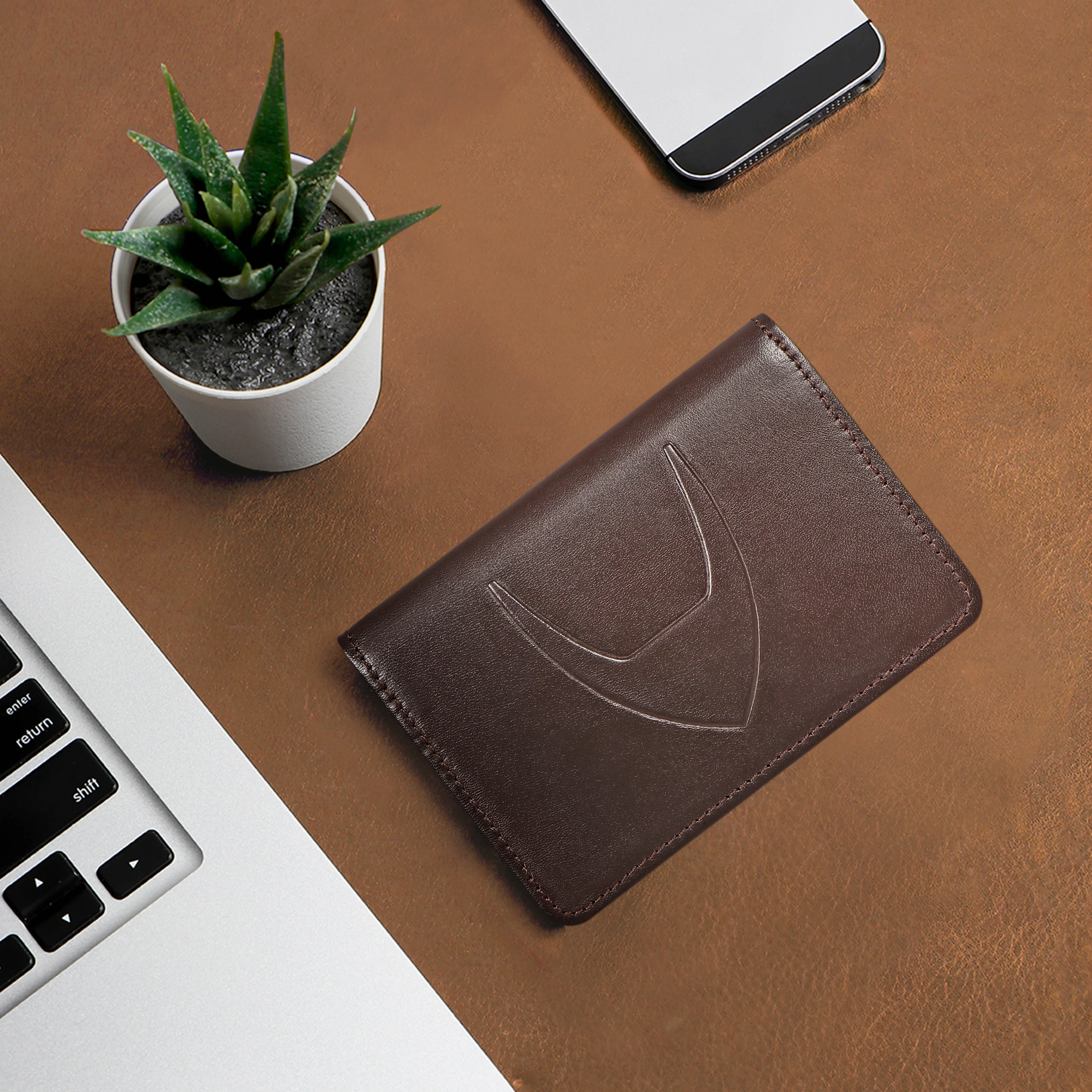 Le Mans W2 Brown Leather Card Holder - Image 2