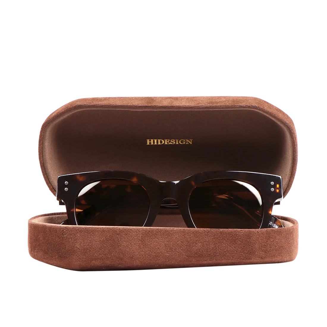Long Beach Unisex Brown Wayfarer Sunglasses - Image 7