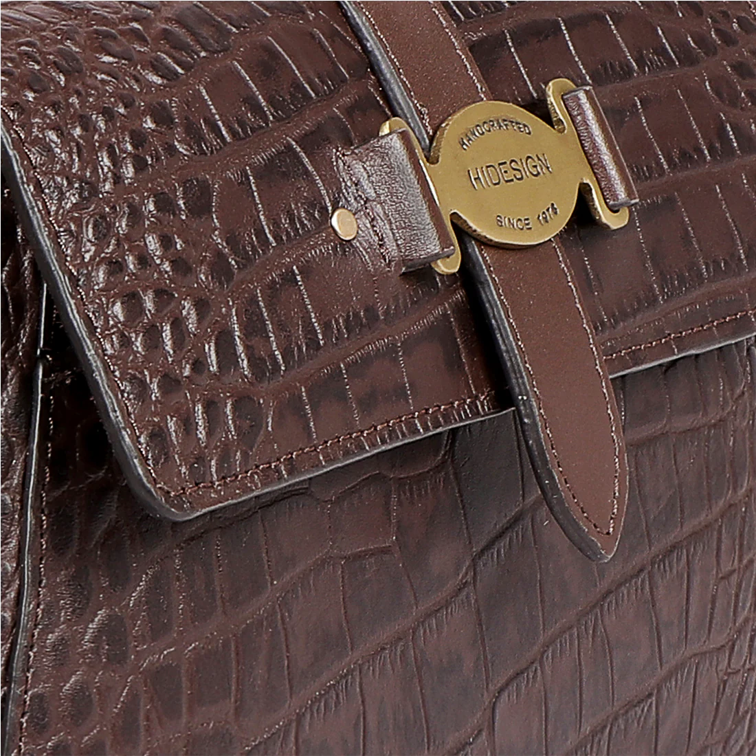 Santiago 01 Brown Leather Sling Bag - Image 4