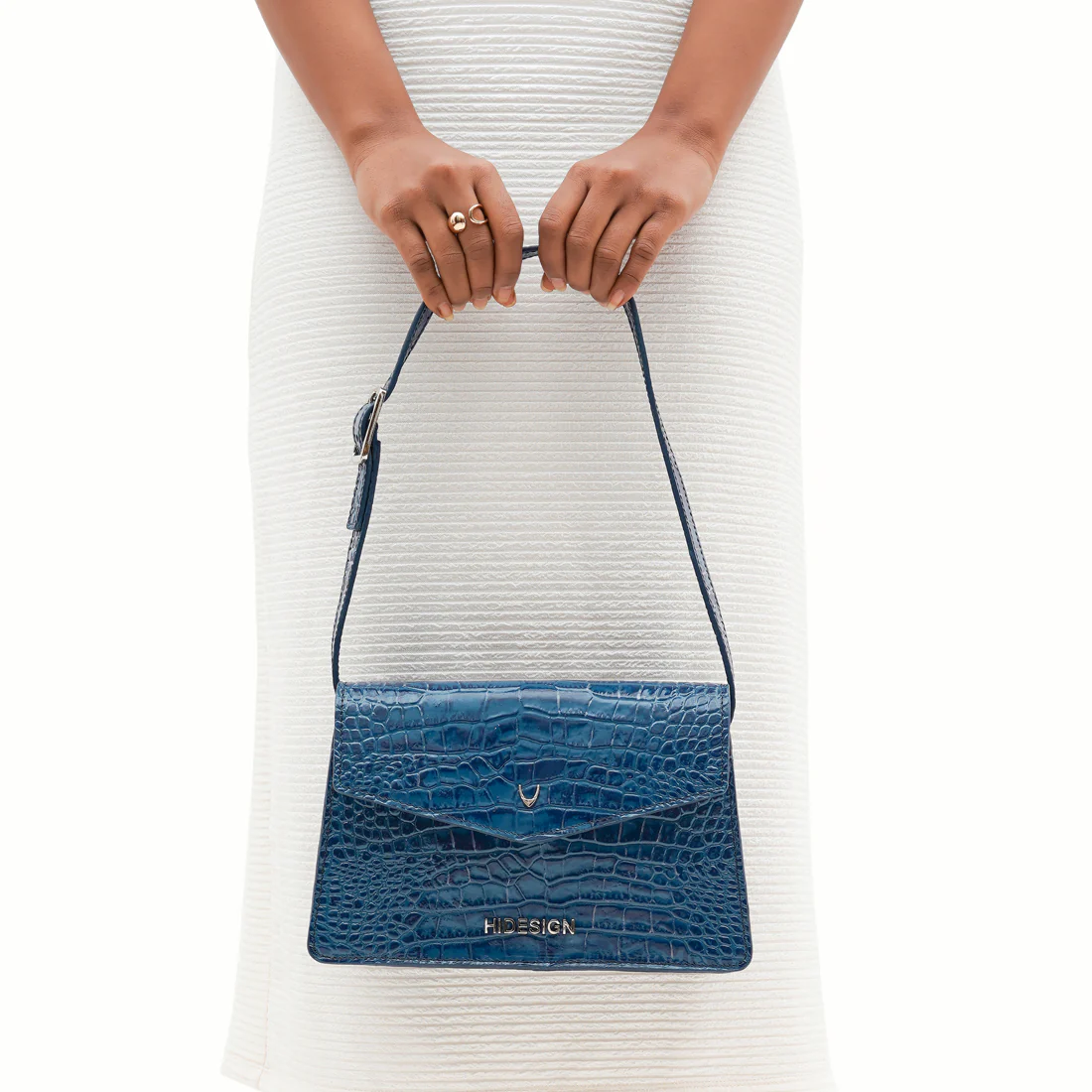Sovera 02 Blue Leather Shoulder Bag - Image 6