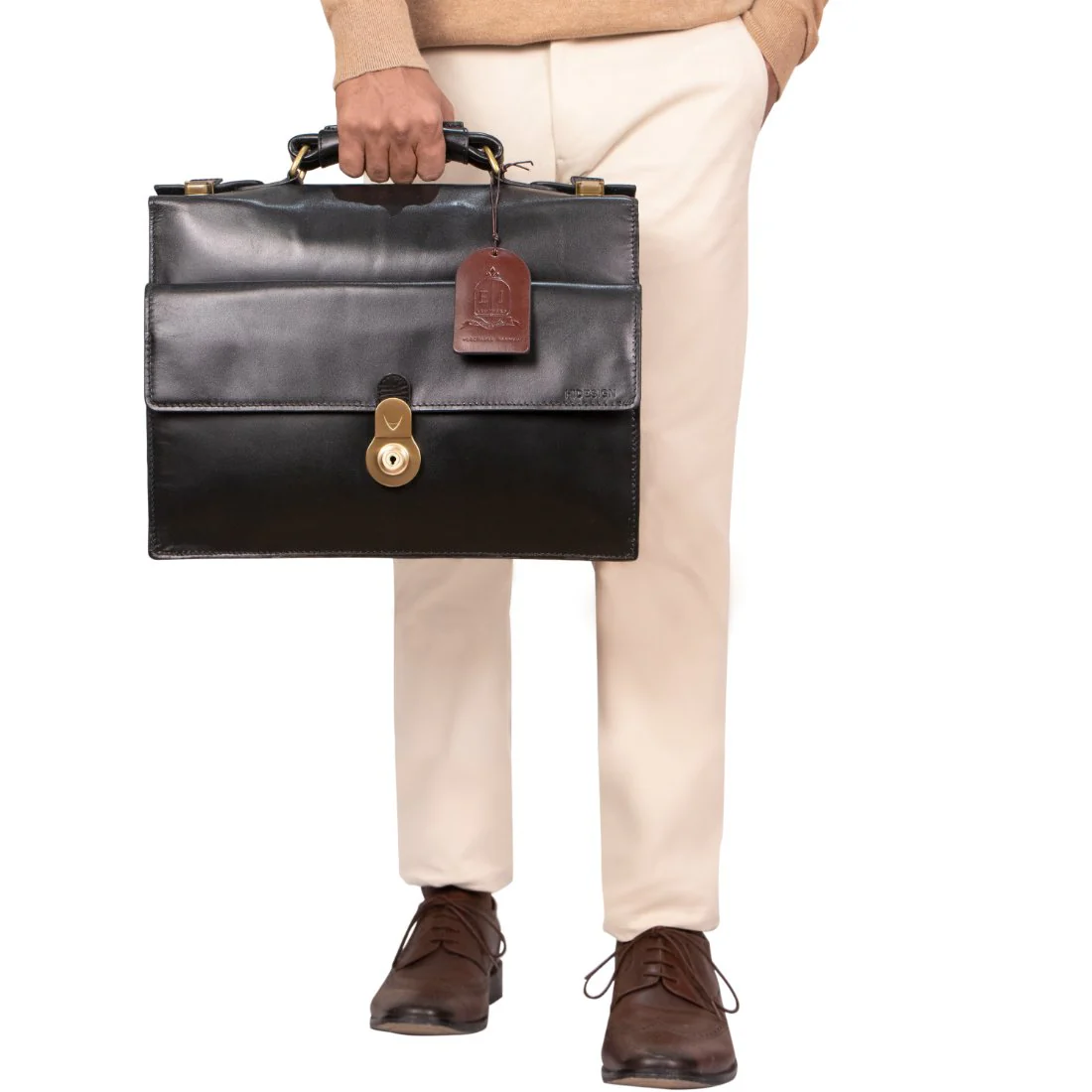 Sustain - 03 Black Leather Briefcase - Image 6